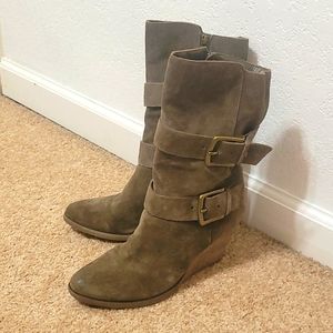 Suede Army Green-Gray Wedge Boots